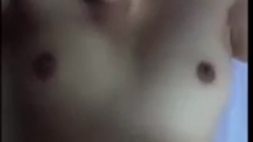 Adek Suka Ngemut Ujung Kontol