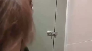 Bokep Premium Sex Main di Toilet Sepi Deg-Degannya Beda Banget