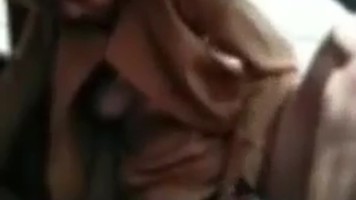 Skandal Cewek PNS Mesum Didalam Mobil