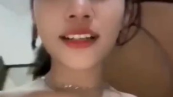Bokep Tiktok Chella Dini Remaja Kimcil Kangen Doi Gak.