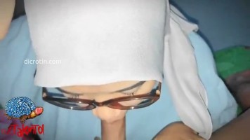 Pacar Jilbab Cantik Kacamata Lugu Jago Blowjob
