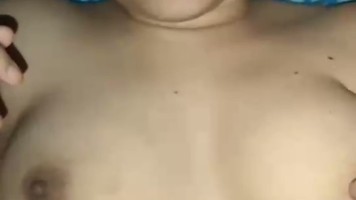 Cewe Hyper Paling Suka Nyepong Kontol